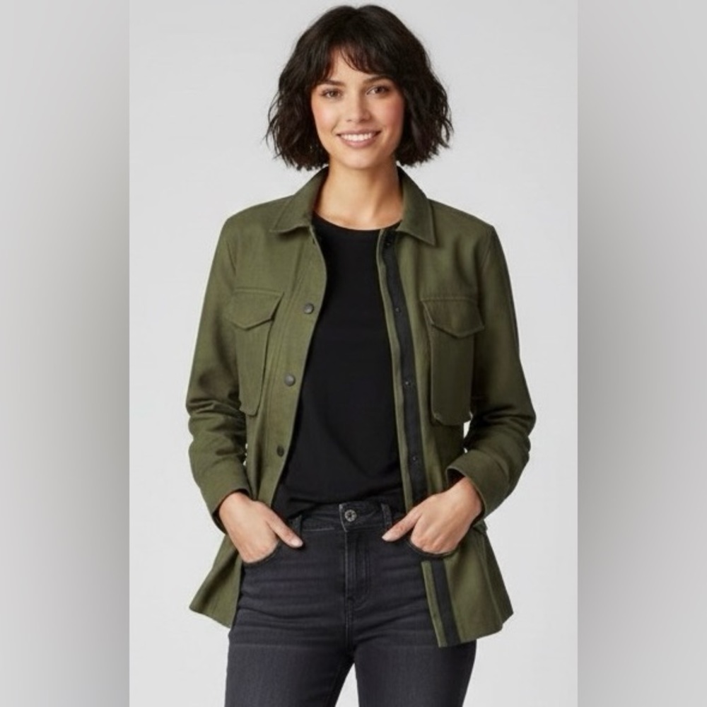 Rag & Bone olive color jacket, front applied pockets, snap closure, drawstring,S
